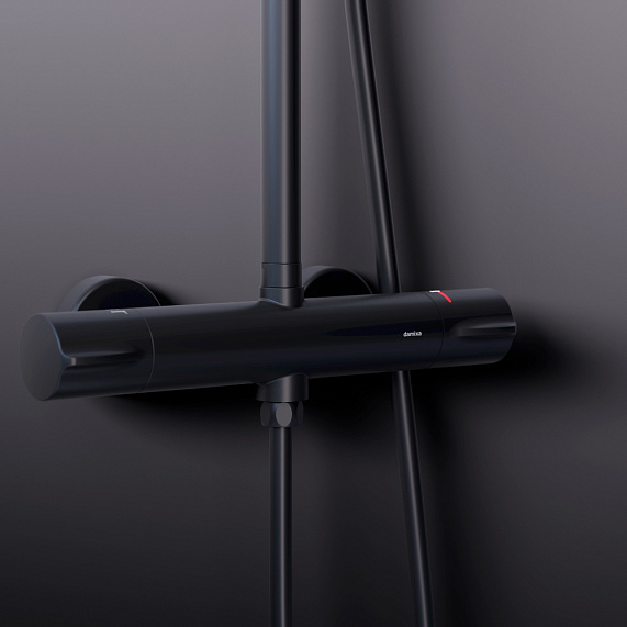 Душевая система Damixa Scandinavian Pure 936800300 стойка с тропическим душем, термостатом, смесителем, черная матовая