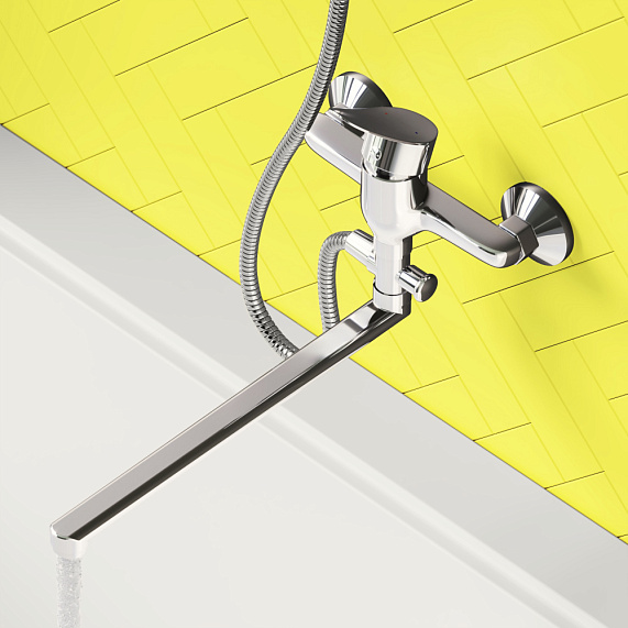 Смеситель для ванны и душа Dorff Norma D1095000 длинный излив, душевая лейка, шланг 1500, хром